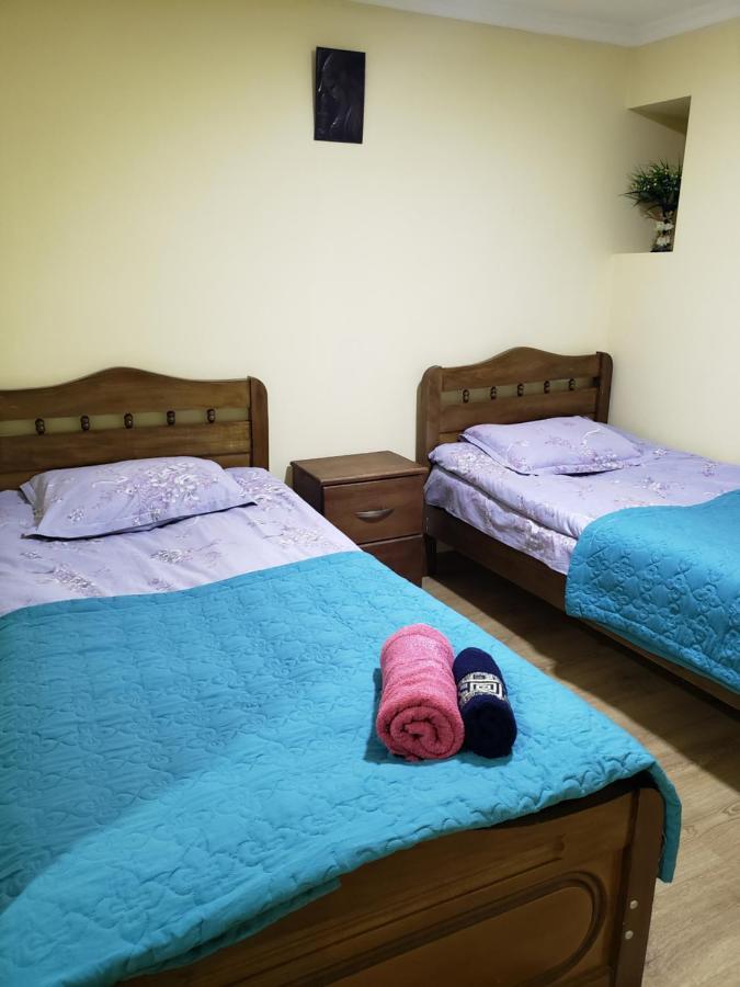 Guest House Nanu Mestia Exterior photo