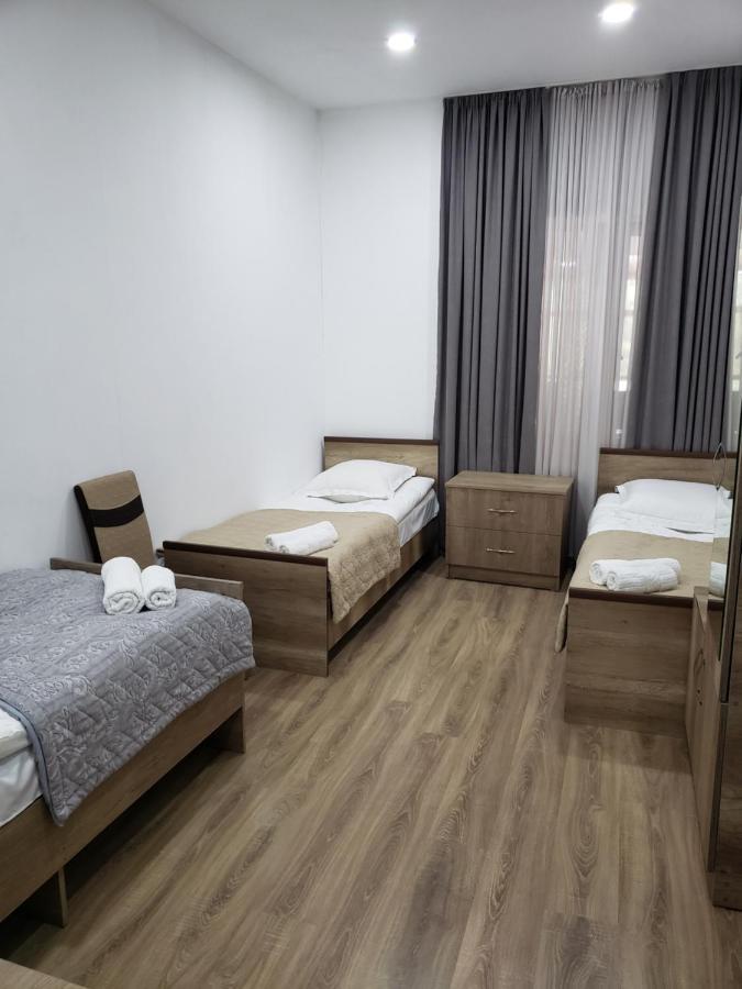 Guest House Nanu Mestia Exterior photo